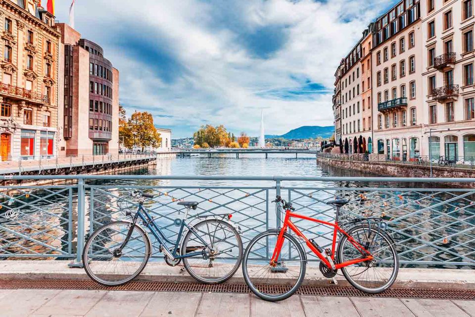 Private walking tour of Geneva - Discovering the Reformation Wall and Its Significance