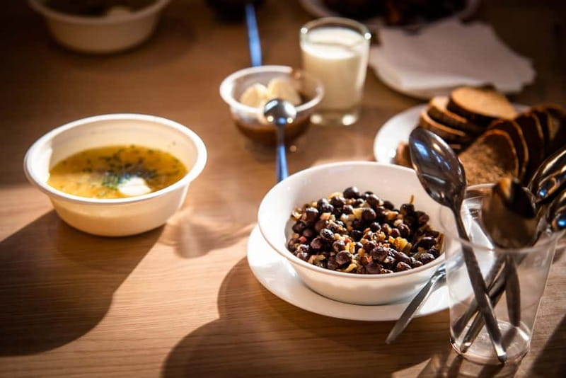 Riga: Central Market Traditional Food Tour in a Small Group - Who Should Consider This Tour?