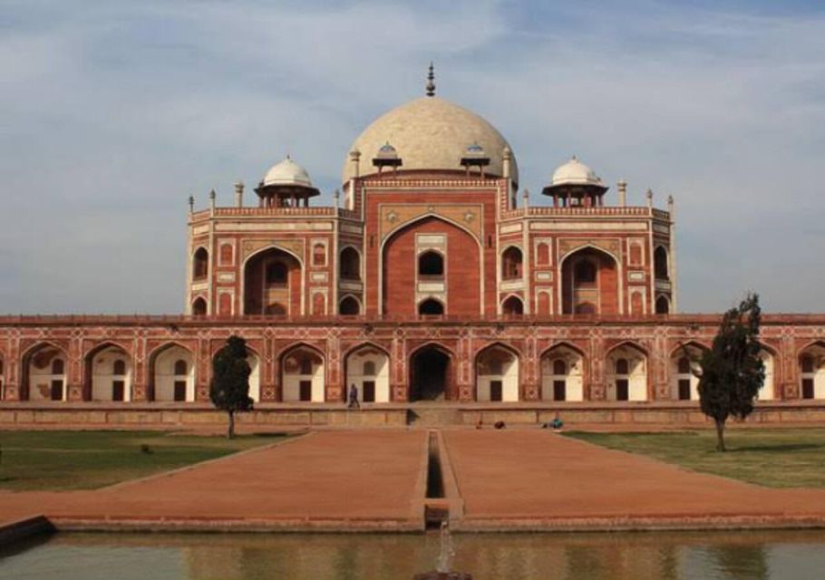 From Delhi : New Delhi and Old Delhi Private Tour - Key Points