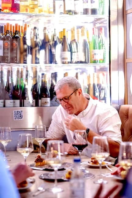 Bilbao: Basque Food Tour and Wine Tasting with Guide - Authenticity, Social Atmosphere, and Learning