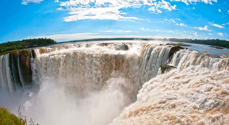 From Foz do Iguaçu: Argentinian Iguazu Falls with Ticket - Frequently Asked Questions