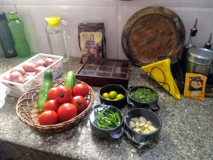 New Delhi: Full-Day Cooking Class learn 8 dishes with Locals - FAQ