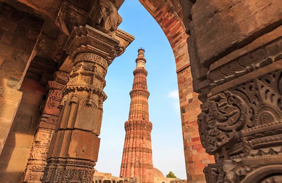 Delhi Airport Half-Day Layover Tour with Free Airport Pickup - Key Points: