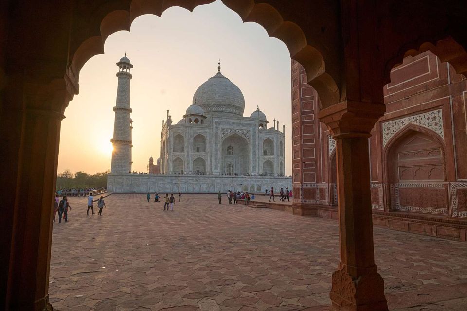 From Delhi: Taj Mahal & Agra City Tour By Gatiman Train - Key Points