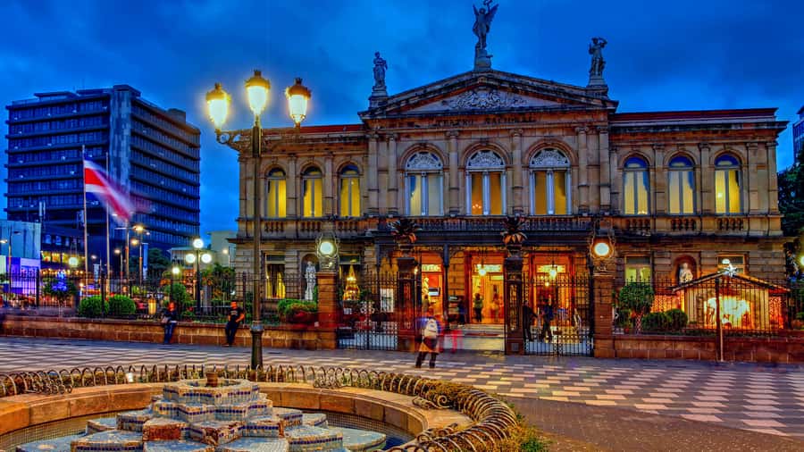 Private walking tour of Palaces and Colon Theatre - A Detailed Look at the Tour Experience