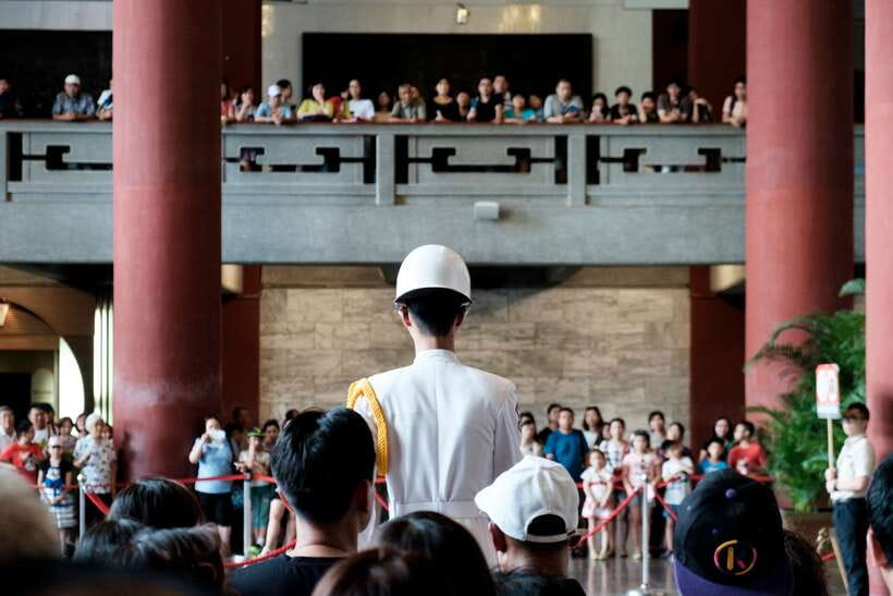 Iconic Food Tour: Local Street Food, Drinks & Sites - The Practicalities & Value