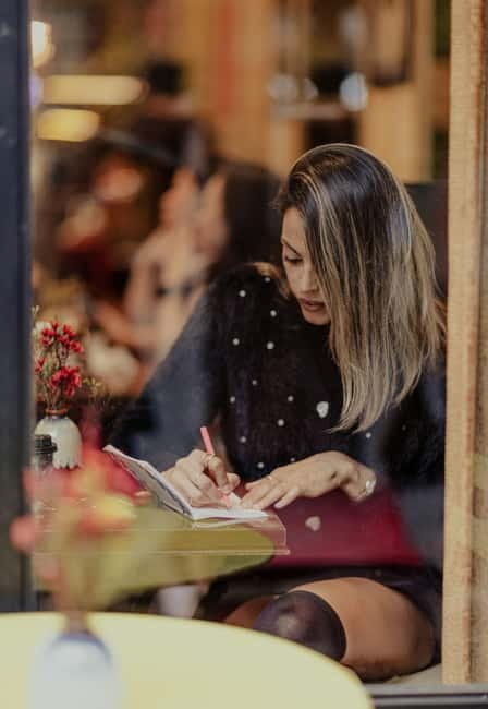 Hanoi Private Photoshoot  Iconic Spots & Hidden Gems - The Experience and Its Highlights