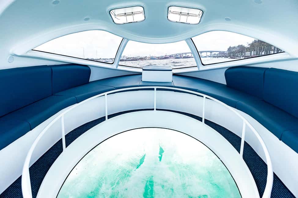 Sea-nic, Sip N Snorkel on a Semi-Submersive Seacraft - Who Should Consider This Experience?
