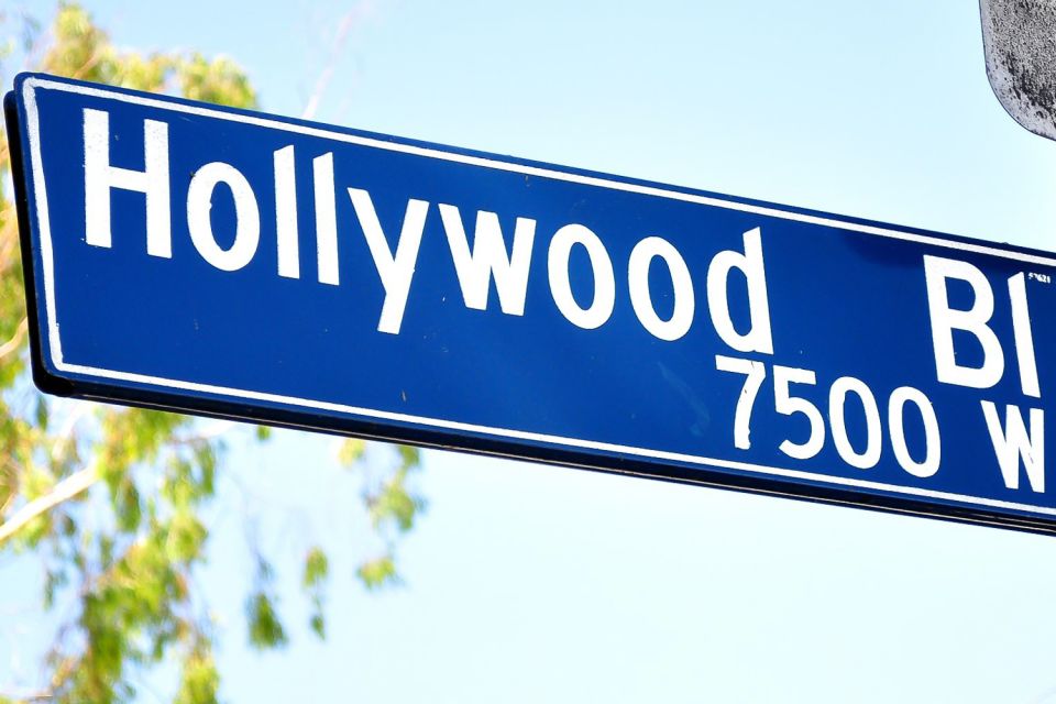 From Las Vegas: Hollywood and Los Angeles Day Trip - Transportation and Group Size