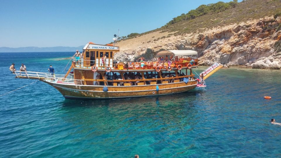 Didim/Altinkum: Lazy Day Boat Trip w/BBQ Lunch - Key Points
