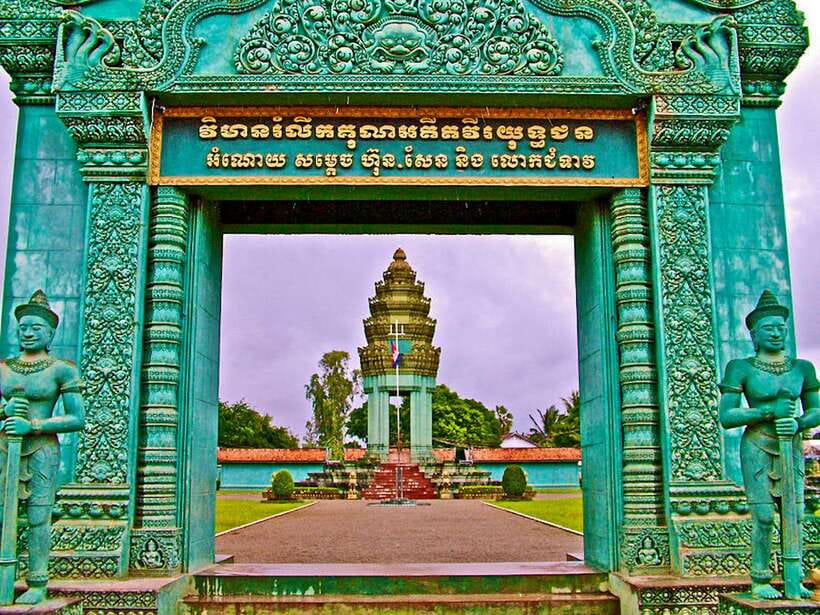 Siem Reap: Khmer Rogue, War museum &landmine museum Day Tour - Key Points