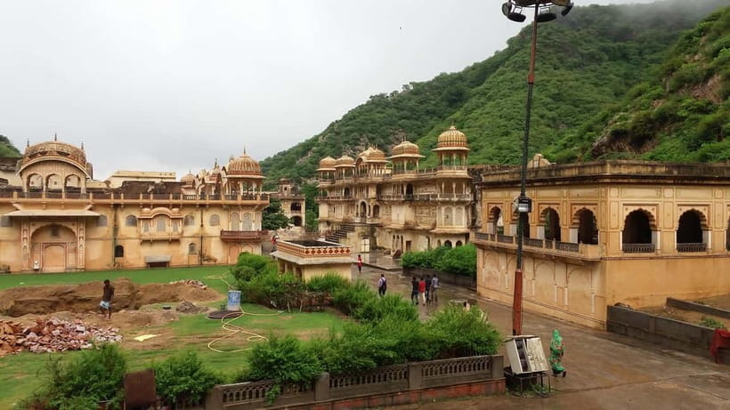 Same Day Abhaneri Trip with Monkey Temple From Jaipur - Final Thoughts: Who Should Consider This Tour?
