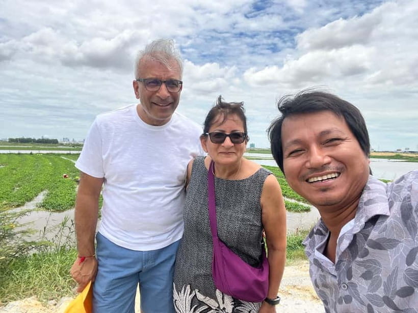 Phnom Penh: Private City Tour by Tuk-Tuk with 10 Highlights - Why Choose a Private Tuk-Tuk Tour in Phnom Penh?