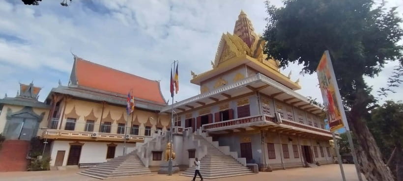 Phnom Penh: Private City Tour by Tuk-Tuk with 10 Highlights - Final Thoughts