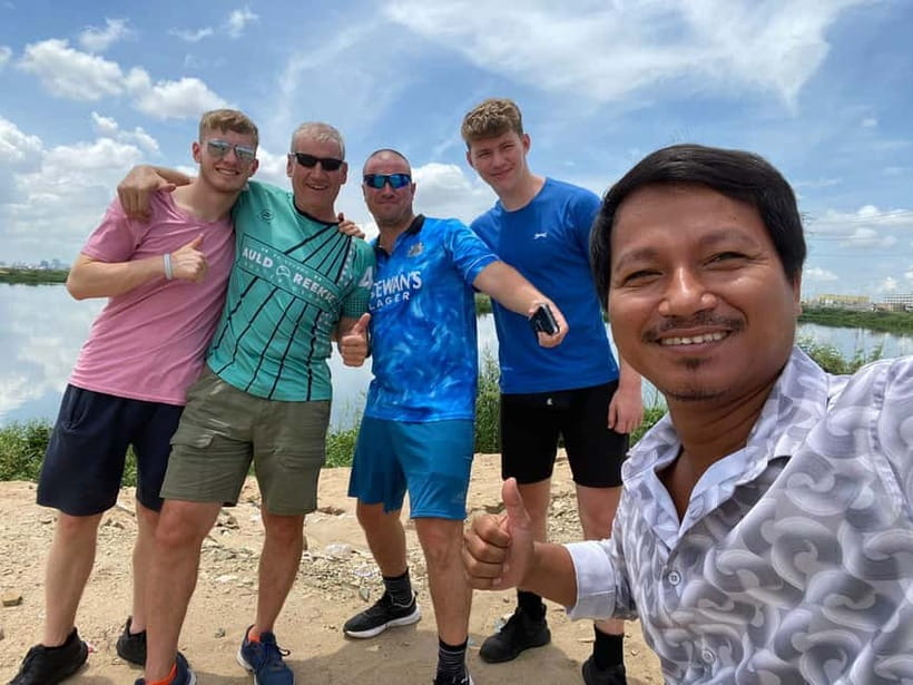 Phnom Penh: Private City Tour by Tuk-Tuk with 10 Highlights - Practical Aspects and What to Expect