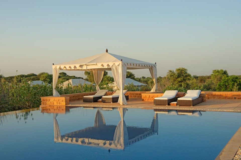 Buoyant Luxurious Overnight Thar Desert Camping Tour - Key Points