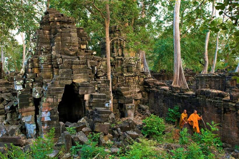 Banteay Chhmar Temple & Silk Farm Day Trip from Siem Reap - What’s Included and What’s Not