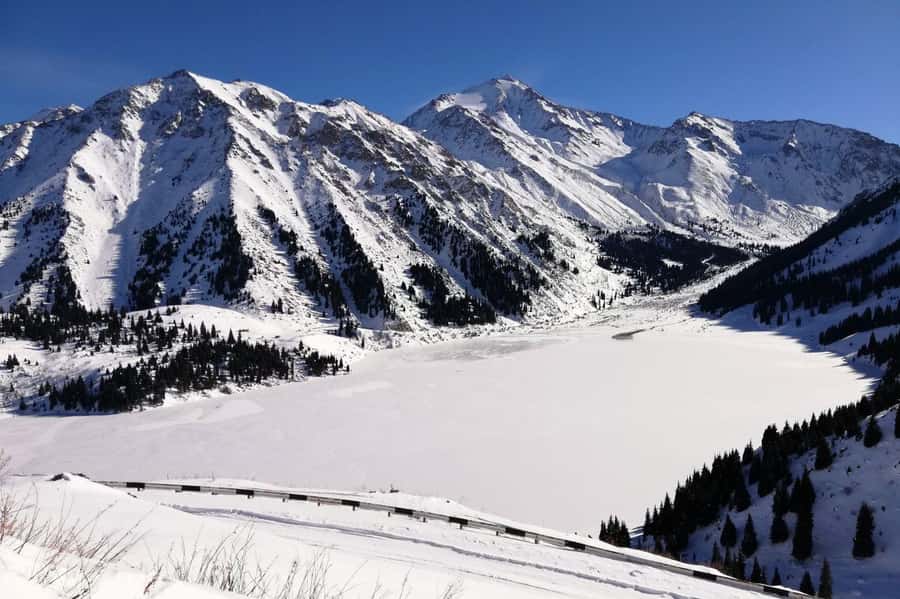 Big Almaty Lake with Horseback Riding Day Tour - What Makes This Tour Stand Out?