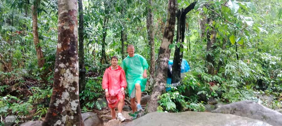 Khao Lak: Full-Day Khao Sok Jungle Walk and Canoeing Tour - Who Should Consider This Tour?