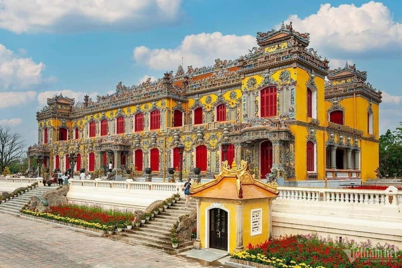 Da Nang/Hoi An: Hue Imperial citadel & Hai Van Pass tours - An In-Depth Look at the Tour Experience