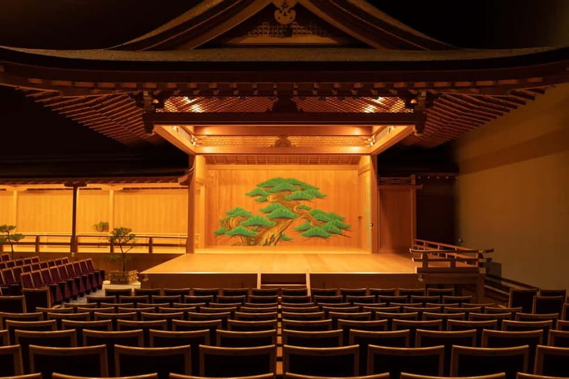 Craft Dining 2025 x Performing Arts in the MOA Museum - Why This Tour Offers Real Value