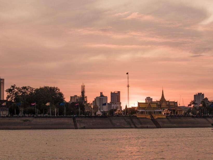 Phnom Penh: Sunset Cruise on Kanika Boat - Phnom Penh: Sunset Cruise on Kanika Boat – A Waterway View of the City’s Charm