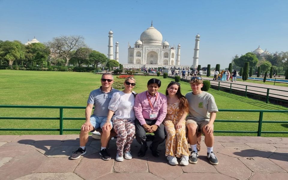 Agra: Sunrise Taj Mahal Tour with taj mahal full moon light - FAQs