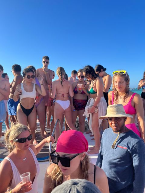 Party Boat and Snorkelling in Punta Cana - FAQs