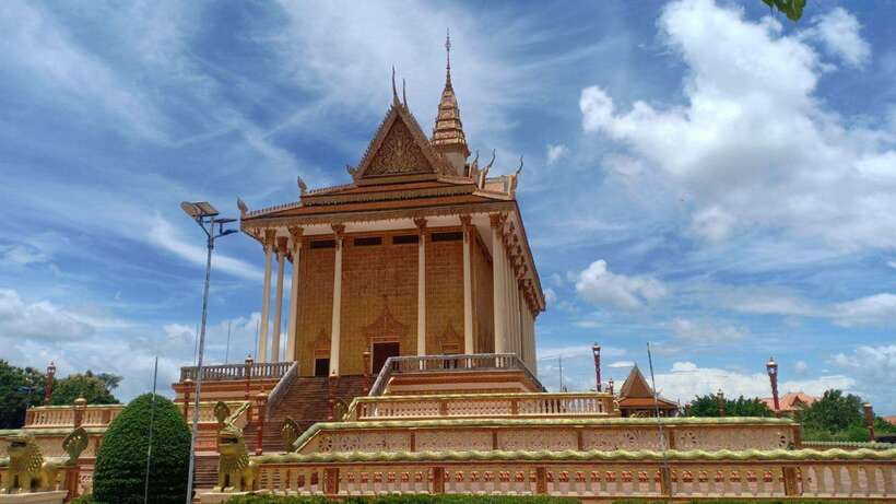 Oudong Mountain - Phnom Penh Former Capital Private Day Tour - Practical Details and What to Expect