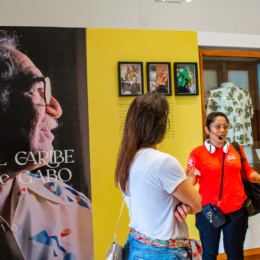 Tour Privado Gabriel García Márquez en Cartagena - Engaging First Impressions