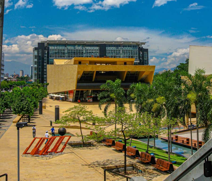 Private City Tour of Downtown Medellin - Exploring Key Landmarks and Cultural Highlights