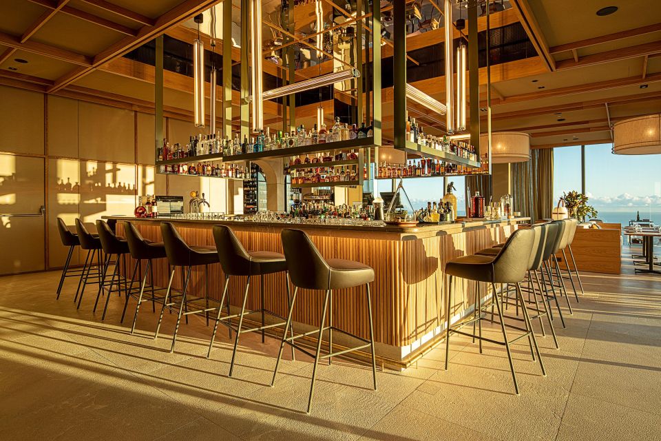 Gdask: Spanish Cuisine and City Views From the Top Floor - The Setting: Olivia Star and the Treinta y Tres Restaurant