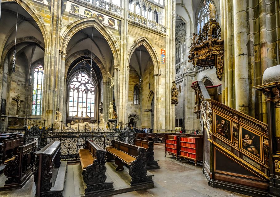 Prague Castle: Royal Palace, Cathedral, and Golden Lane Tour - FAQ