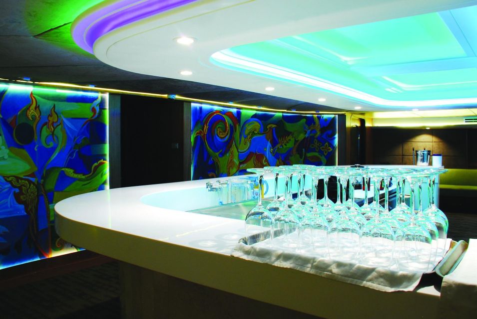 Bangkok: Wonderful Pearl Dinner Cruise at River City Pier - An In-Depth Look at the Wonderful Pearl Dinner Cruise