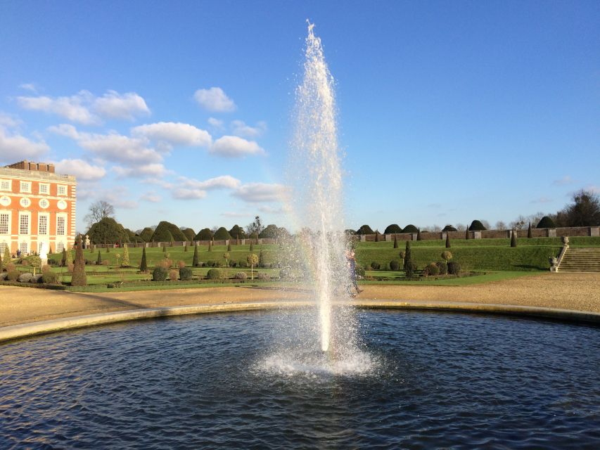 London: Hampton Court Private Guided Tour - The Baroque Apartments and Gardens