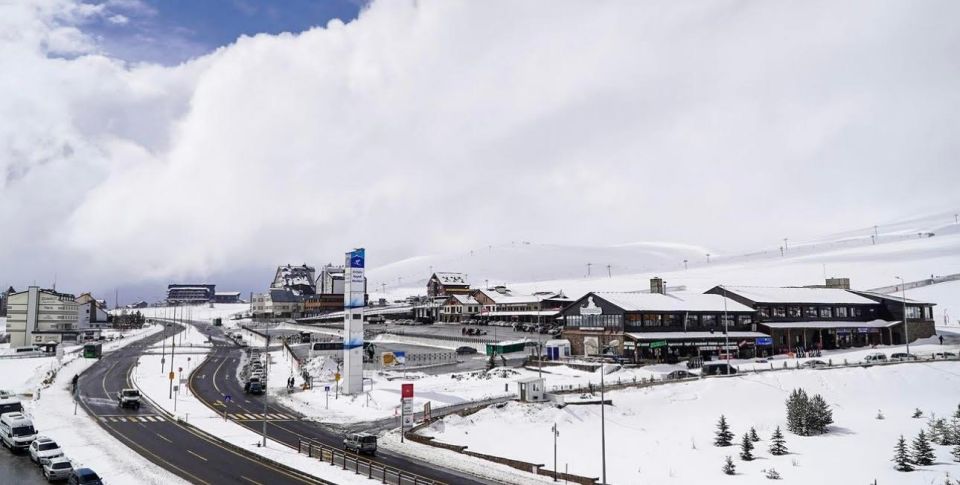 Erciyes Mountain & Ski Tour with Professional Ski Instructor - Exploring Mount Erciyes: A Unique Turkish Ski Destination