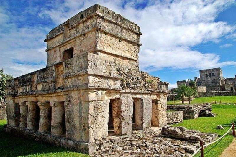 Tulum archaeological site and Playa del Carmen - An In-Depth Look at the Experience