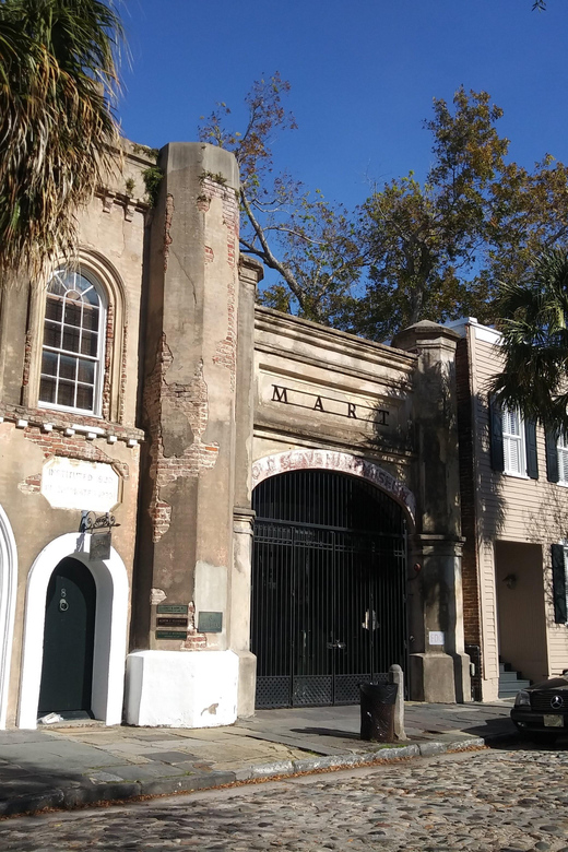 The Badass Broads of Charleston - A Deep Dive into the Experience