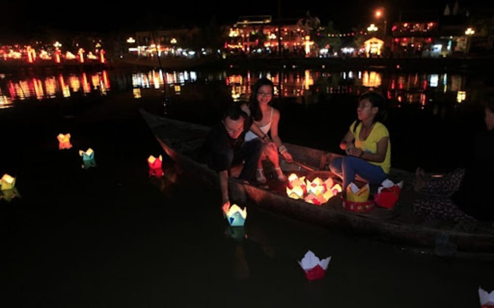Hoi An: Hoai River Night Boat Trip and Floating Lantern - A Full Breakdown of the Experience