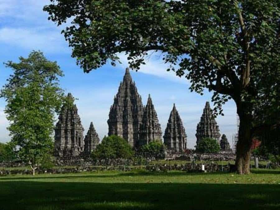 3days explore Yogyakarta Borobudur, Prambanan, Volcano, Etc. - Discovering Yogyakarta in Three Days