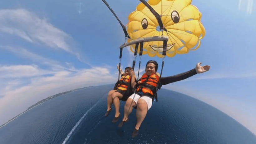 Boracay Parasailing with Insta 360 - What to Expect from Boracay Parasailing with Insta360