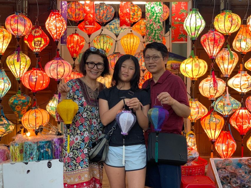 Lantern Making Class With Lynn - A Closer Look at the Lantern Making Experience