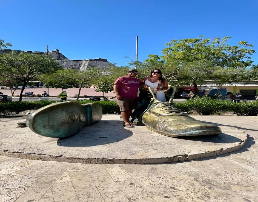 Cartagena: Historical CityTour on a Chiva Bus With Guide! - What do real travelers say?