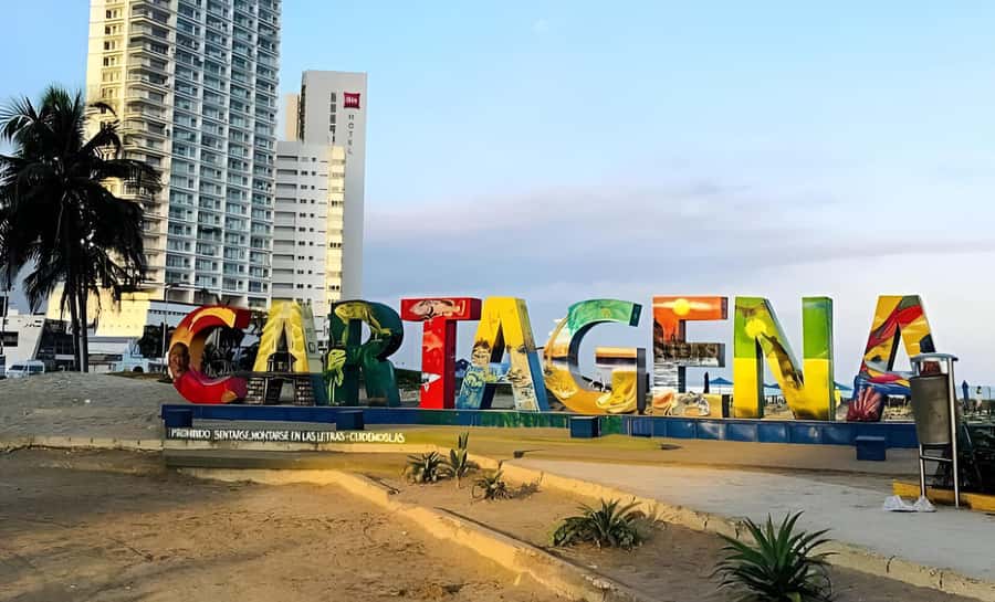 Cartagena: Historical CityTour on a Chiva Bus With Guide! - Who will enjoy this tour most?