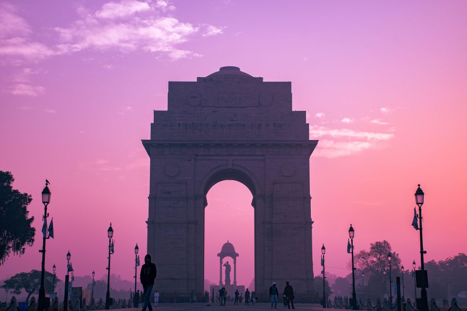 Delhi: Full Day Old and New Delhi Tour By Private Car - Why This Tour Works