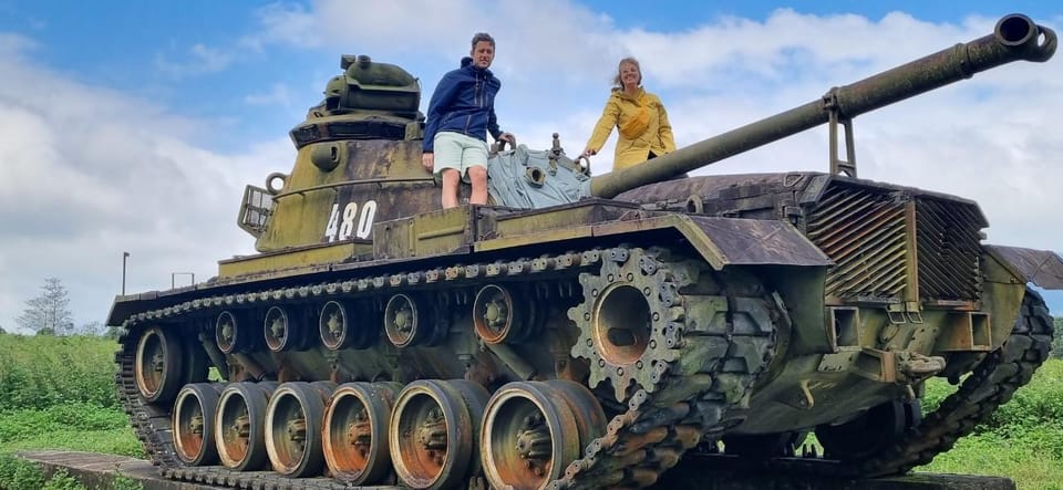 Hue : Vietnam's DMZ Group Tour with Vinh Moc Tunnels - Quang Tri Citadel: Witness to Devastation