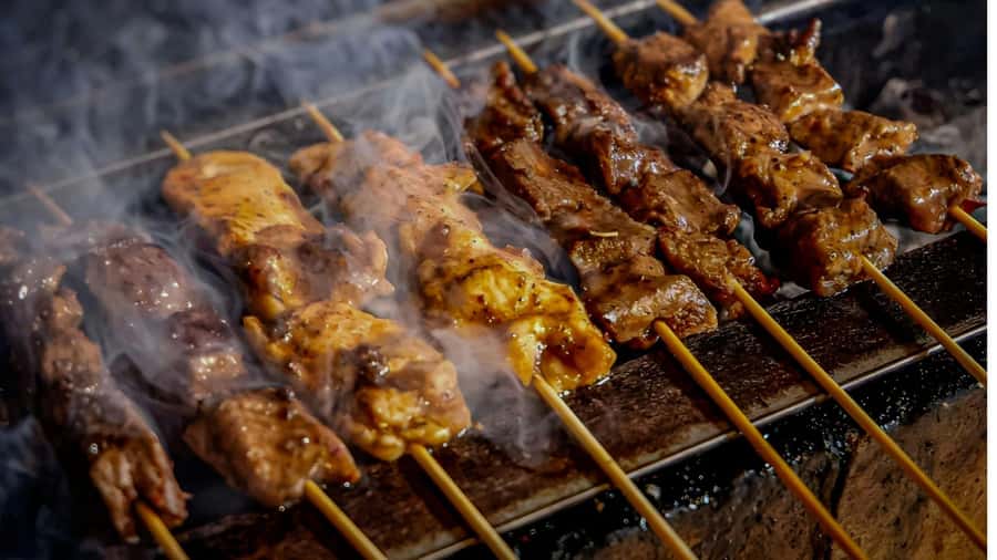 Ubud: Gianyar Night Market Food Tour with up to 17+ Tastings - An In-Depth Look at the Tour Experience