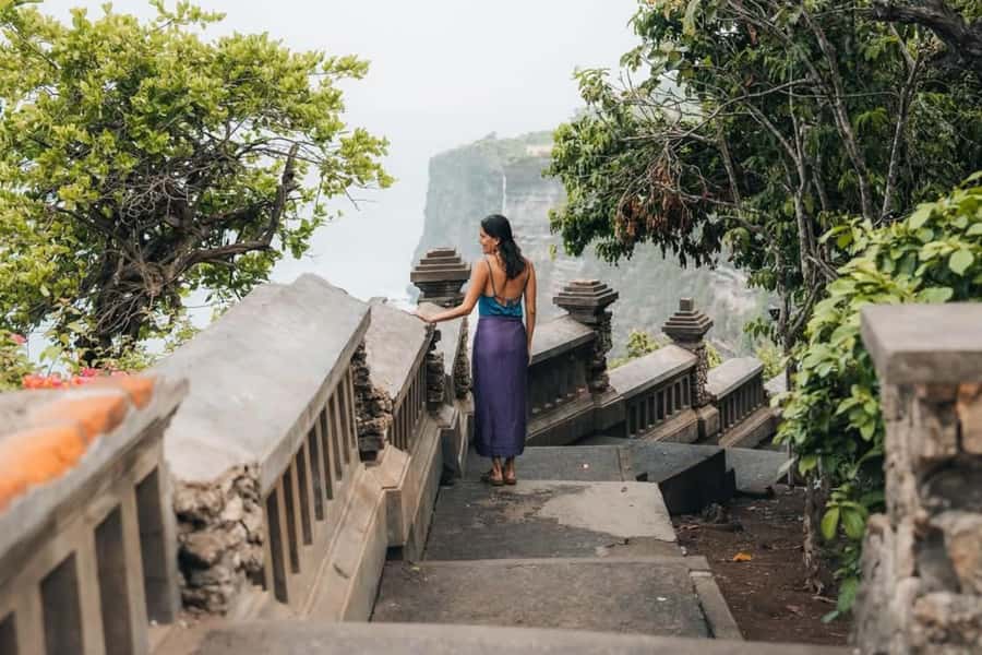 Uluwatu: Temple Sunset, Kecak Dance & Jimbaran Dinner - Who Will Love This Tour?