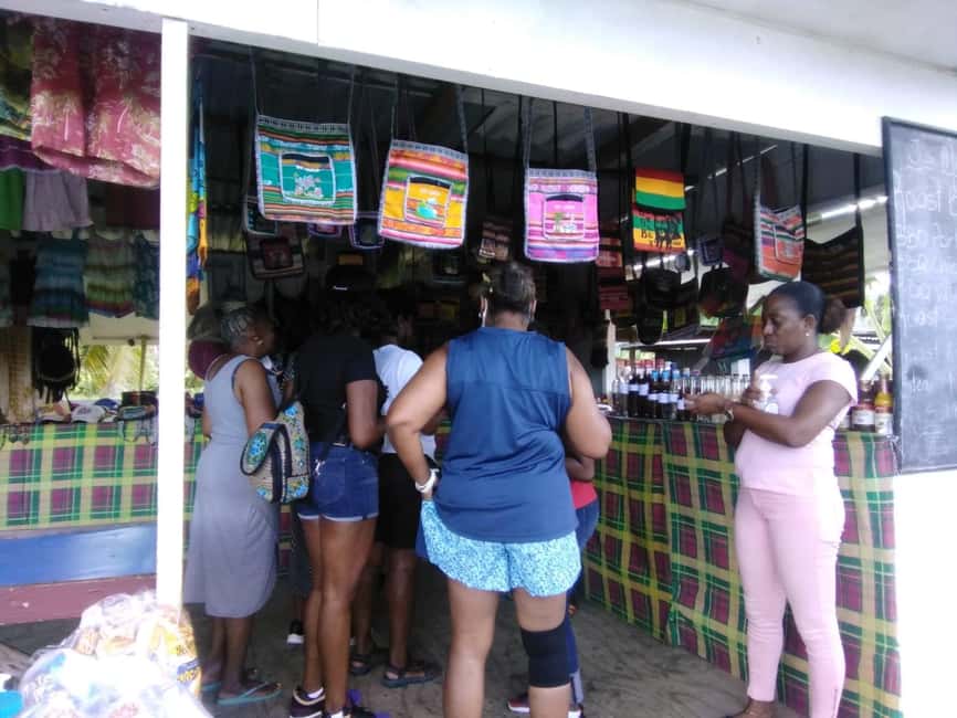 St. Lucia: Highlights Tour with mud baths and waterfalls - Key Points