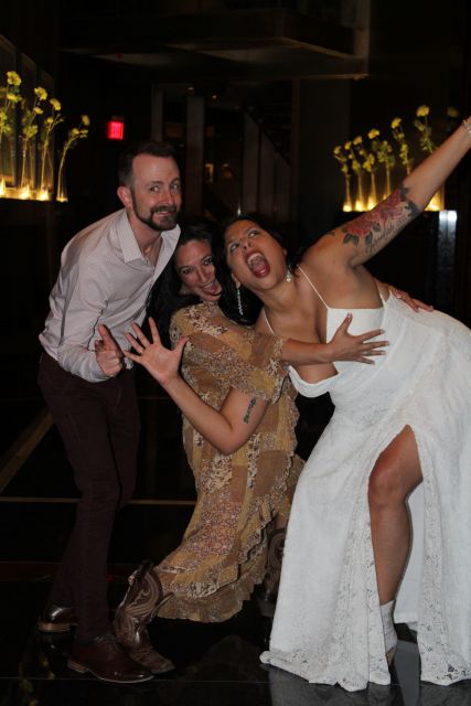 Private 2-Hour LV Limo Tour with Champagne and LV Goodies - Discover Las Vegas in Style: The Private 2-Hour LV Limo Tour with Champagne and Goodies